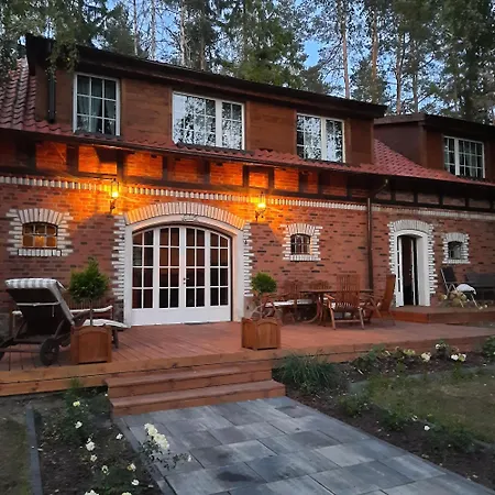 Ostoja Sawica Apartment *